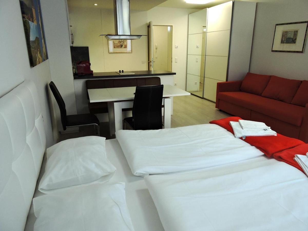 101 Athen, Studio Apartment, 38M2 1-4 Pers Klagenfurt am Woerthersee Ngoại thất bức ảnh