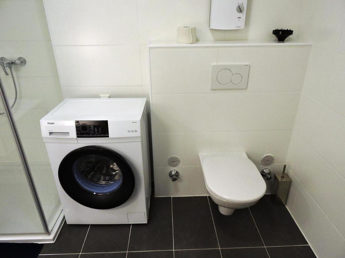 101 Athen, Studio Apartment, 38M2 1-4 Pers Klagenfurt am Woerthersee Ngoại thất bức ảnh